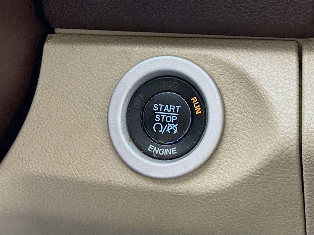 Used 2015 RAM 1500 Laramie w/ Convenience Group AWD/4WD image 27