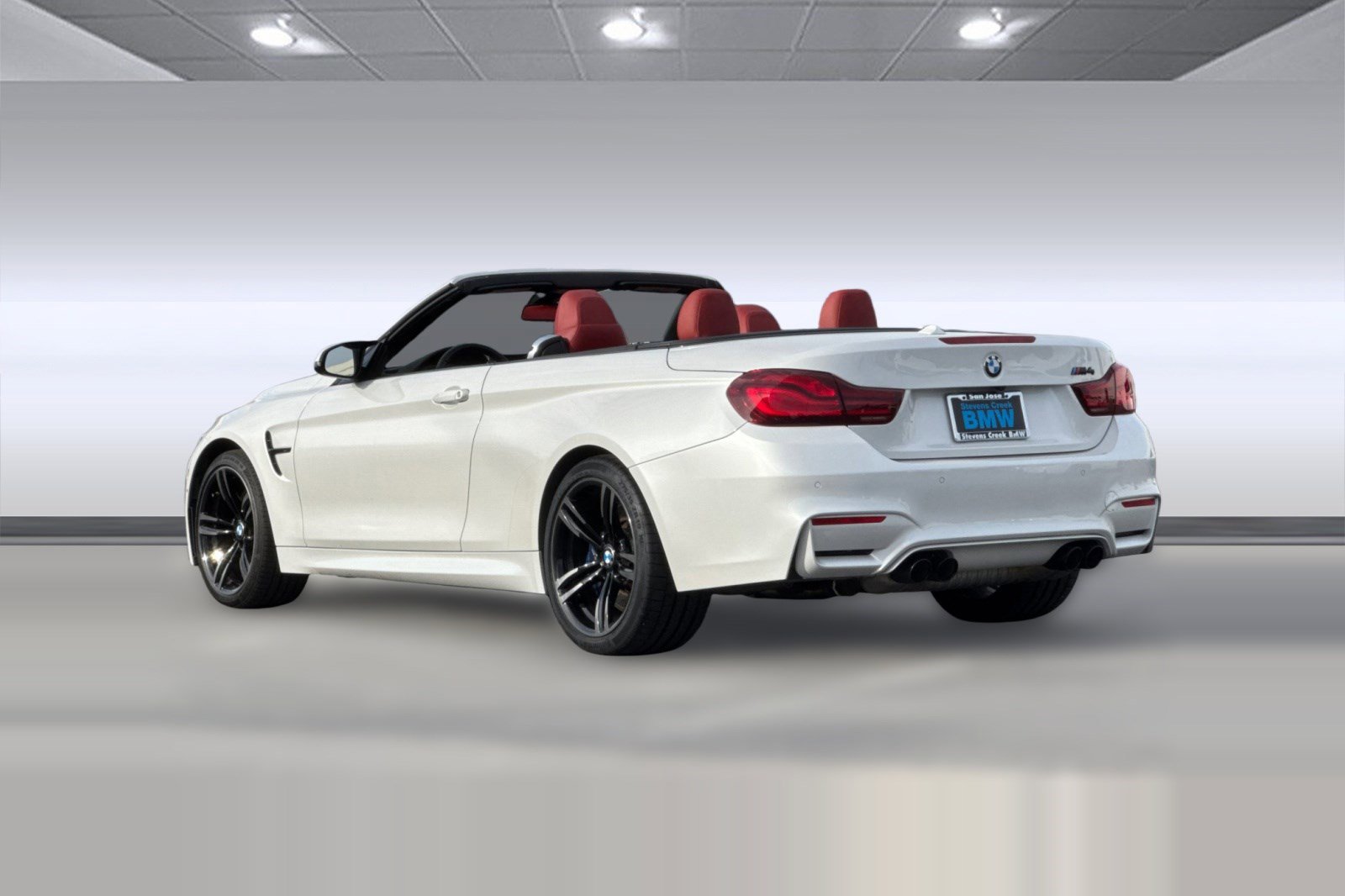 Used 2020 BMW M4 Convertible w/ Competition Package image 3