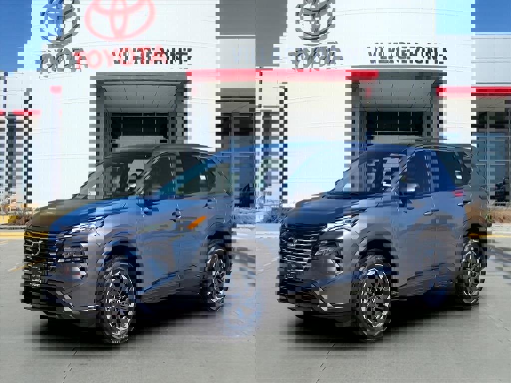 Used 2024 Nissan Rogue SV