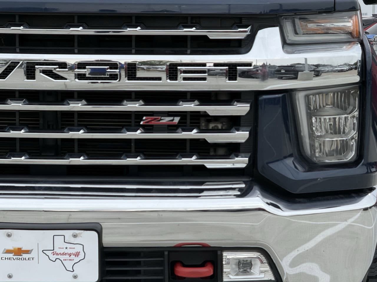 Used 2021 Chevrolet Silverado 2500 LTZ AWD/4WD image 9
