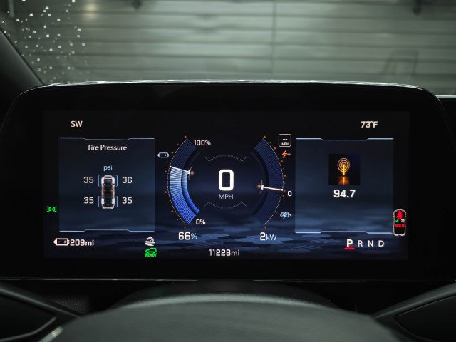 Used 2024 Chevrolet Equinox EV RS AWD/4WD image 23