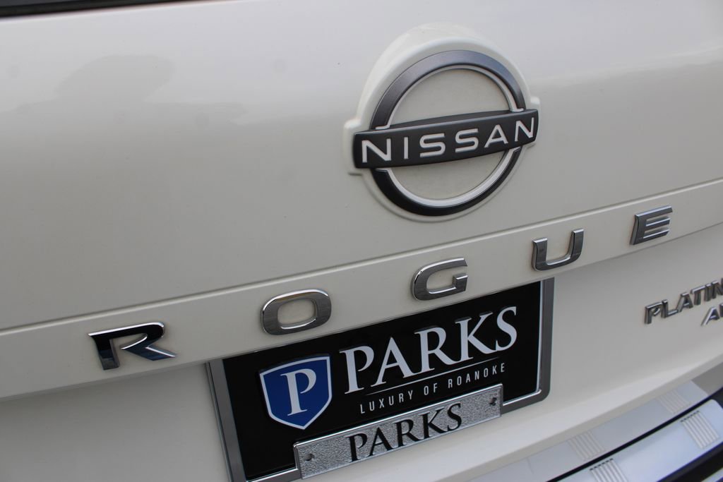 Used 2022 Nissan Rogue Platinum w/ Head-Up Display Package image 53