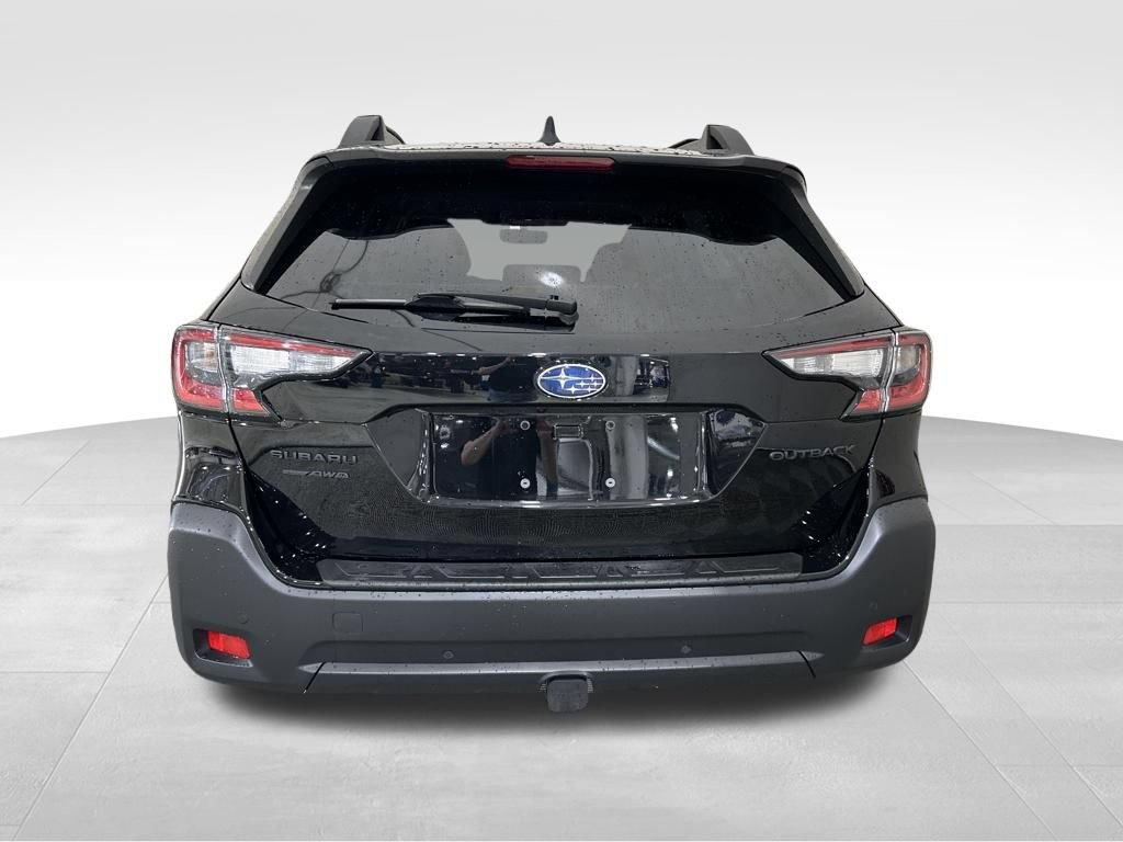 Used 2025 Subaru Outback Onyx Edition AWD/4WD image 4