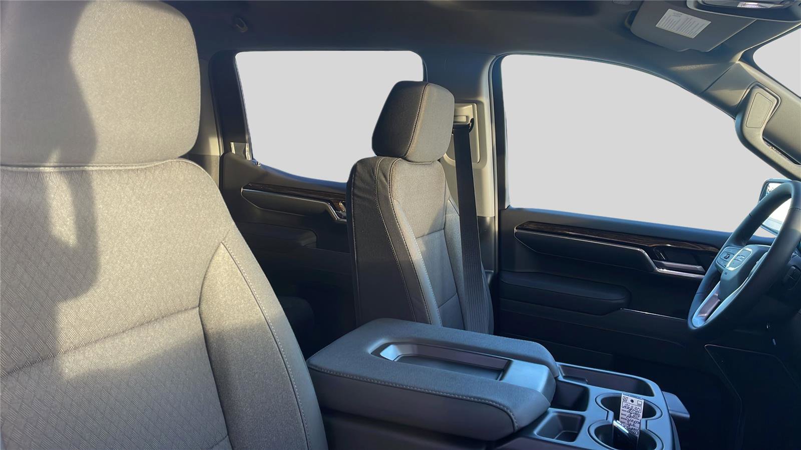 New 2026 GMC Sierra 1500 SLE image 22