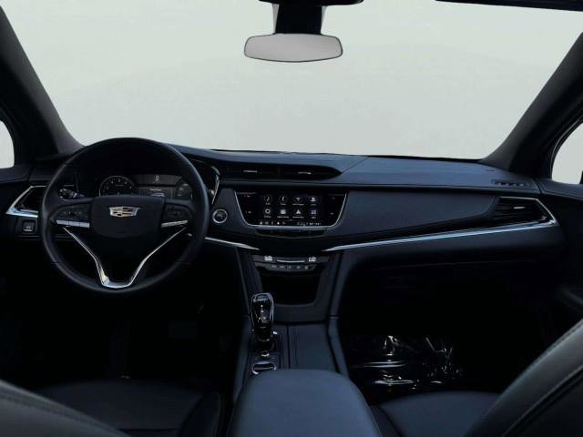 Used 2024 Cadillac XT6 Luxury w/ LPO, Floor Liner Package FWD image 54