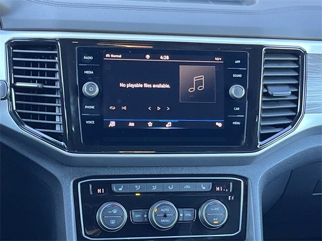 Used 2022 Volkswagen Atlas Cross Sport SE image 16