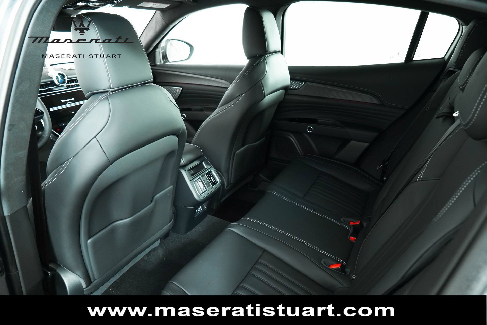 New 2025 Maserati Grecale Modena AWD/4WD image 18