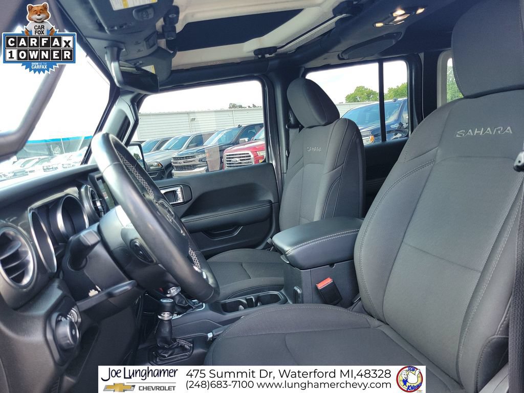 Used 2022 Jeep Wrangler Unlimited Sahara w/ Cold Weather Group AWD/4WD image 22