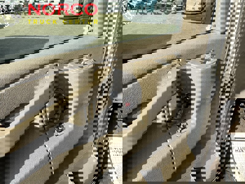 Used 2020 Chevrolet Express 3500 LT w/ LT Preferred Equipment Group image 18