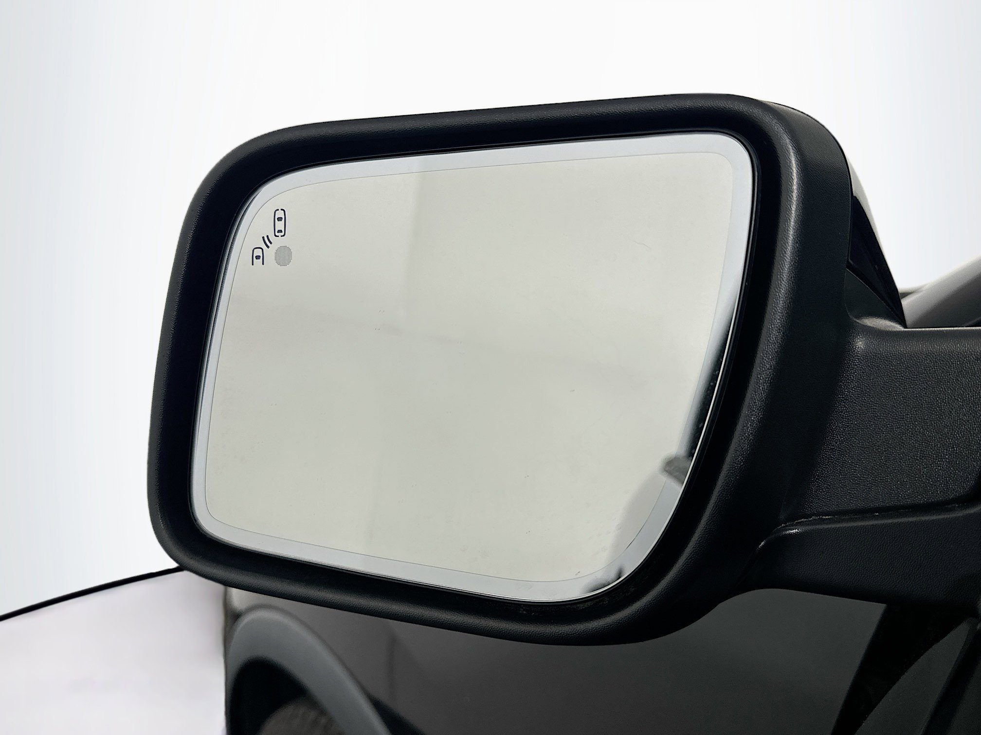 Used 2018 Ford Explorer Sport w/ Equipment Group 401A AWD/4WD image 16