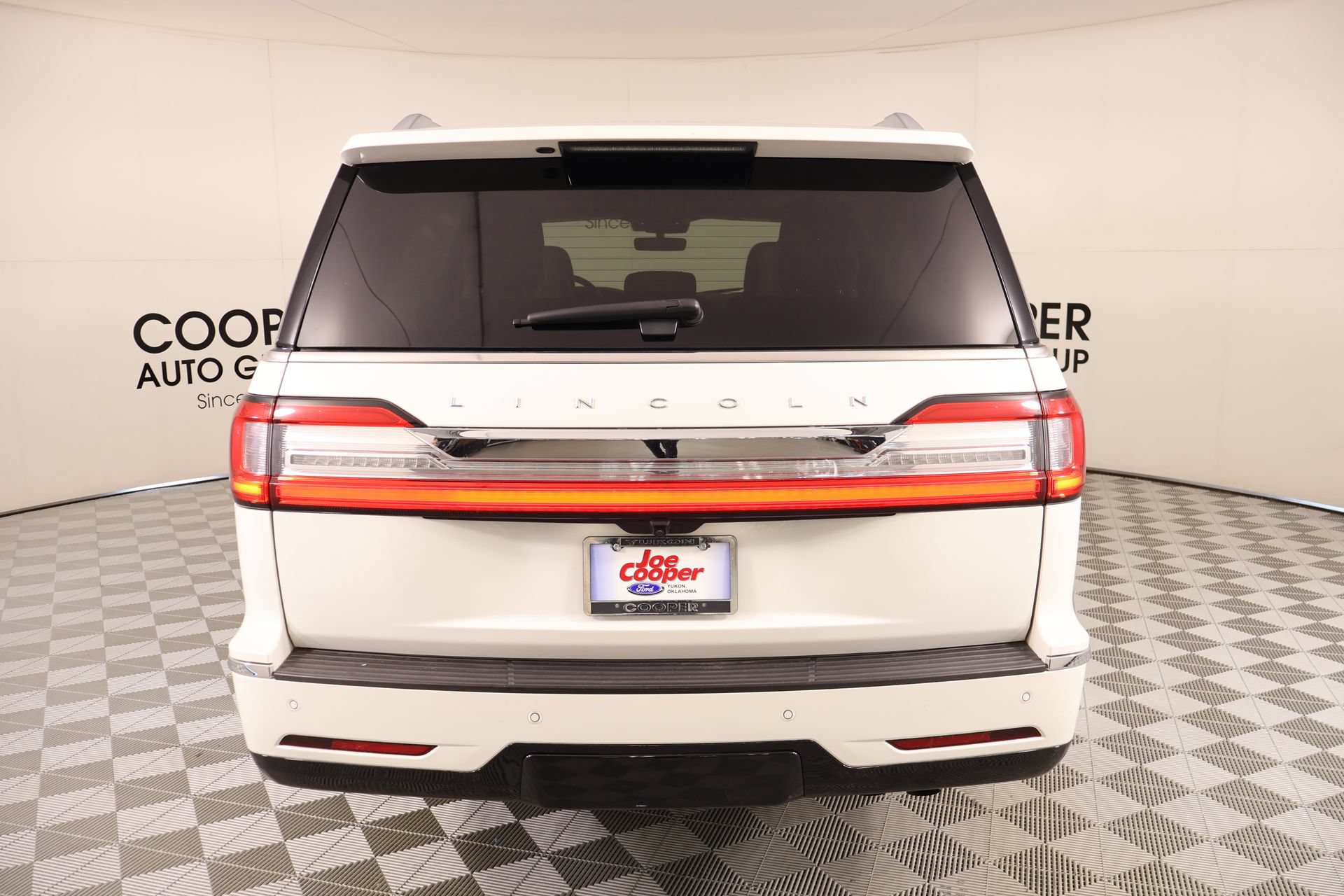 Used 2020 Lincoln Navigator Reserve w/ Luxury Package AWD/4WD image 24