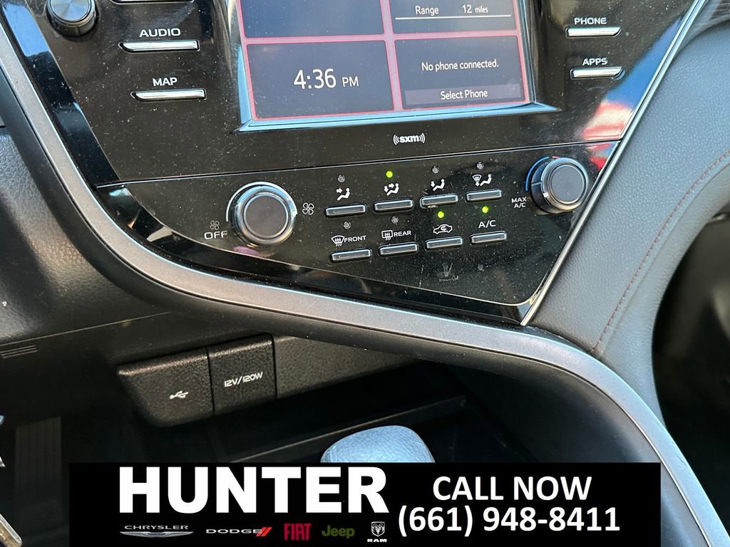 Used 2020 Toyota Camry LE w/ Carpet Mat Package FWD image 29