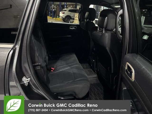 Used 2016 Jeep Grand Cherokee Laredo w/ Quick Order Package 23E AWD/4WD image 16