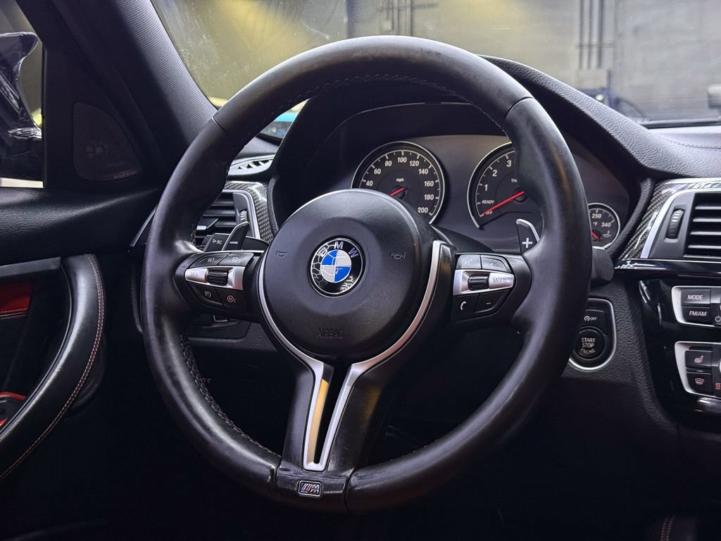 Used 2018 BMW M3 RWD image 21