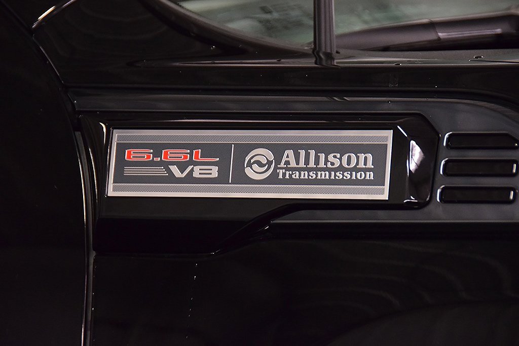 Used 2024 GMC Sierra 2500 AT4 w/ AT4 Preferred Package image 13