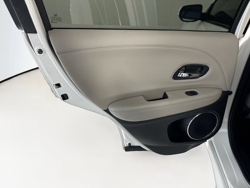 Certified 2019 Honda HR-V Touring image 26