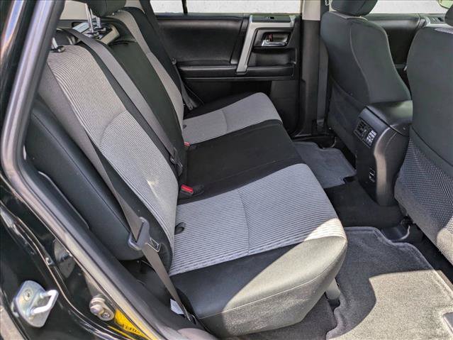 Used 2018 Toyota 4Runner SR5 AWD/4WD image 18