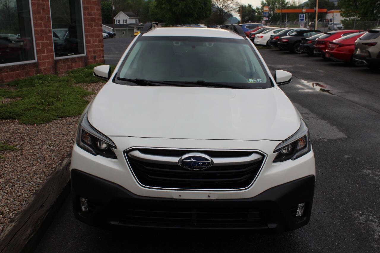 Used 2022 Subaru Outback Premium AWD/4WD image 4