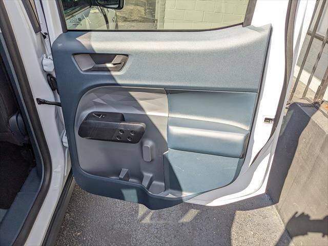 Used 2024 Ford Maverick Lariat w/ Black Appearance Package AWD/4WD image 16
