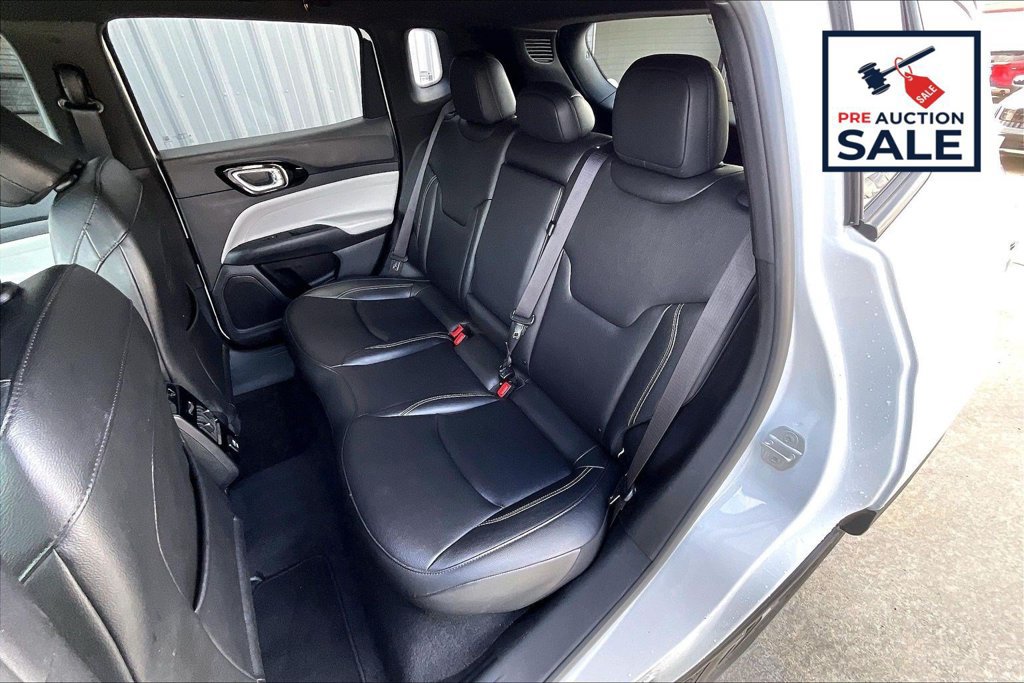 Used 2025 Jeep Compass Limited AWD/4WD image 26