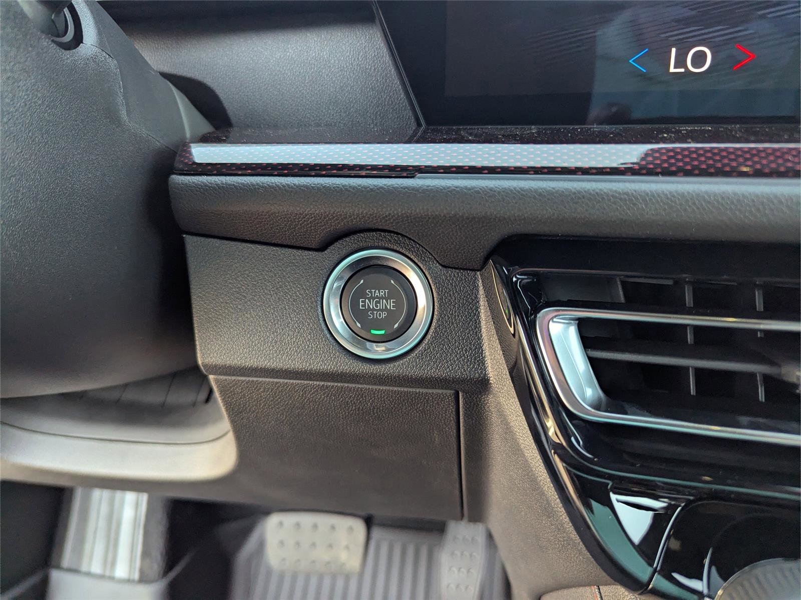 New 2026 Chevrolet Traverse RS w/ LPO, Floor Liner Package image 22