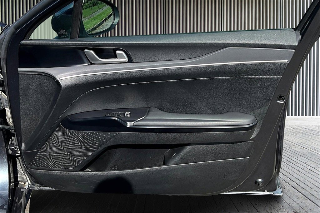 Used 2023 Kia K5 LXS image 23