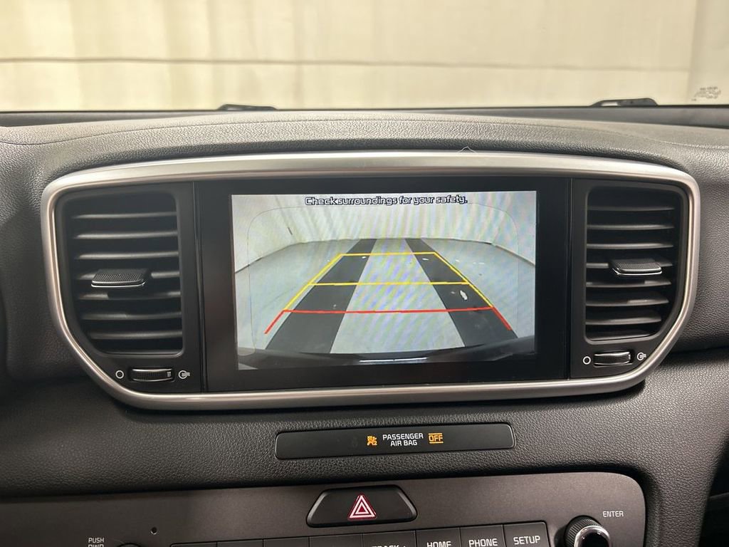 Used 2020 Kia Sportage LX AWD/4WD image 15