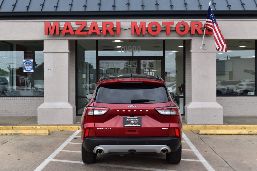 Used 2020 Ford Escape Titanium AWD/4WD image 10