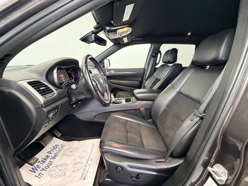 Used 2021 Jeep Grand Cherokee Altitude AWD/4WD image 3