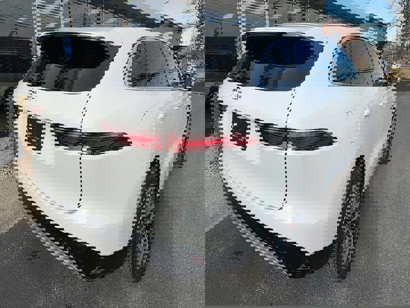 Used 2022 Jaguar F-PACE S image 3