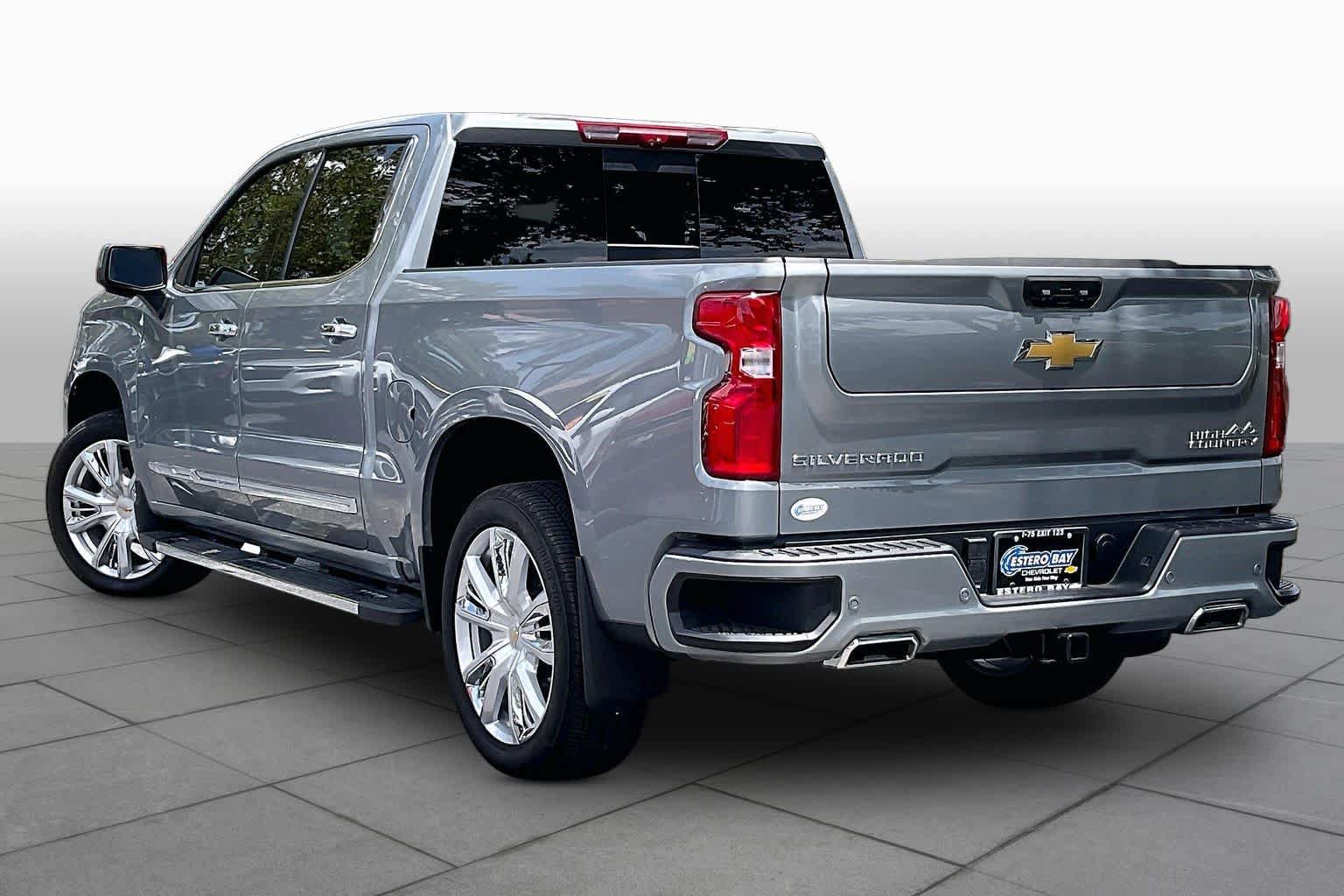 Used 2026 Chevrolet Silverado 1500 High Country w/ High Country Premium Package AWD/4WD image 23