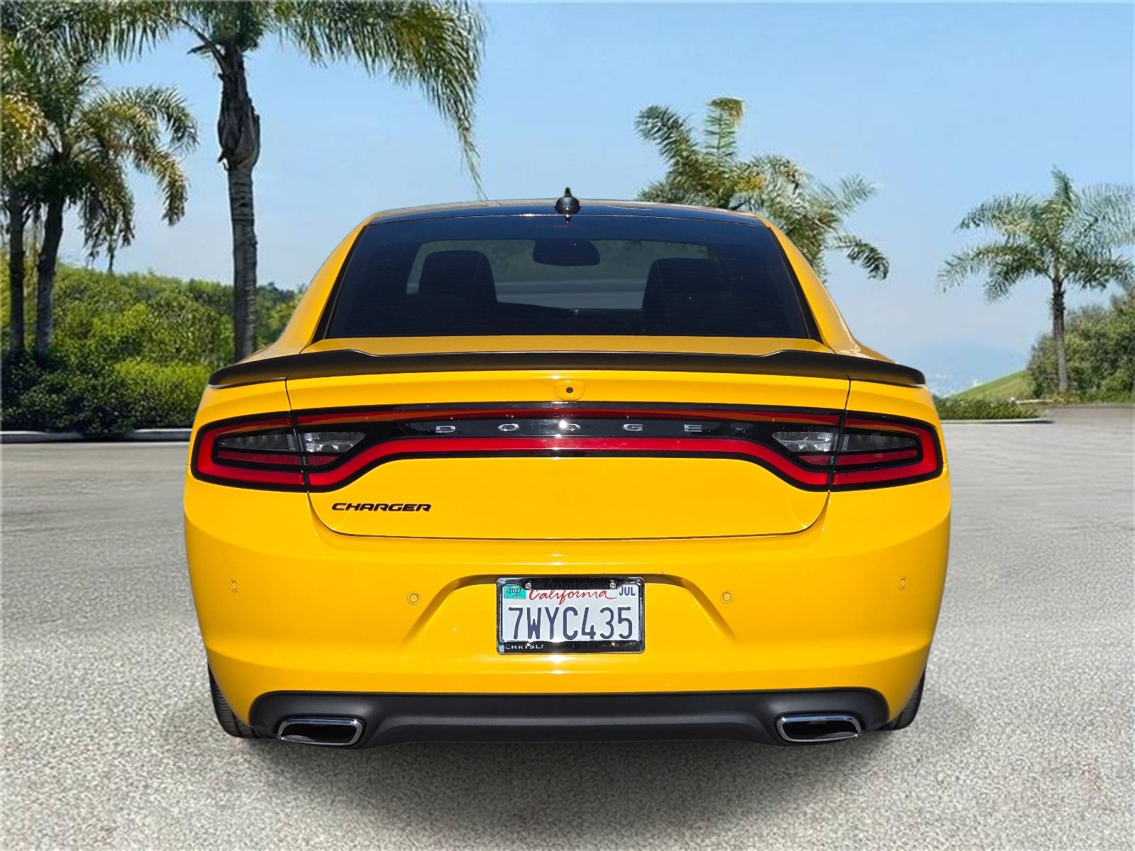 Certified 2017 Dodge Charger SXT w/ Rallye Group RWD image 5
