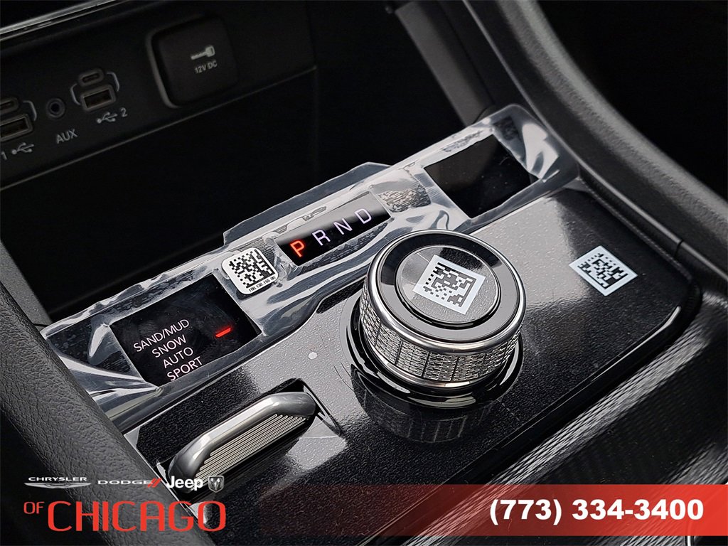 New 2025 Jeep Grand Cherokee Limited image 36