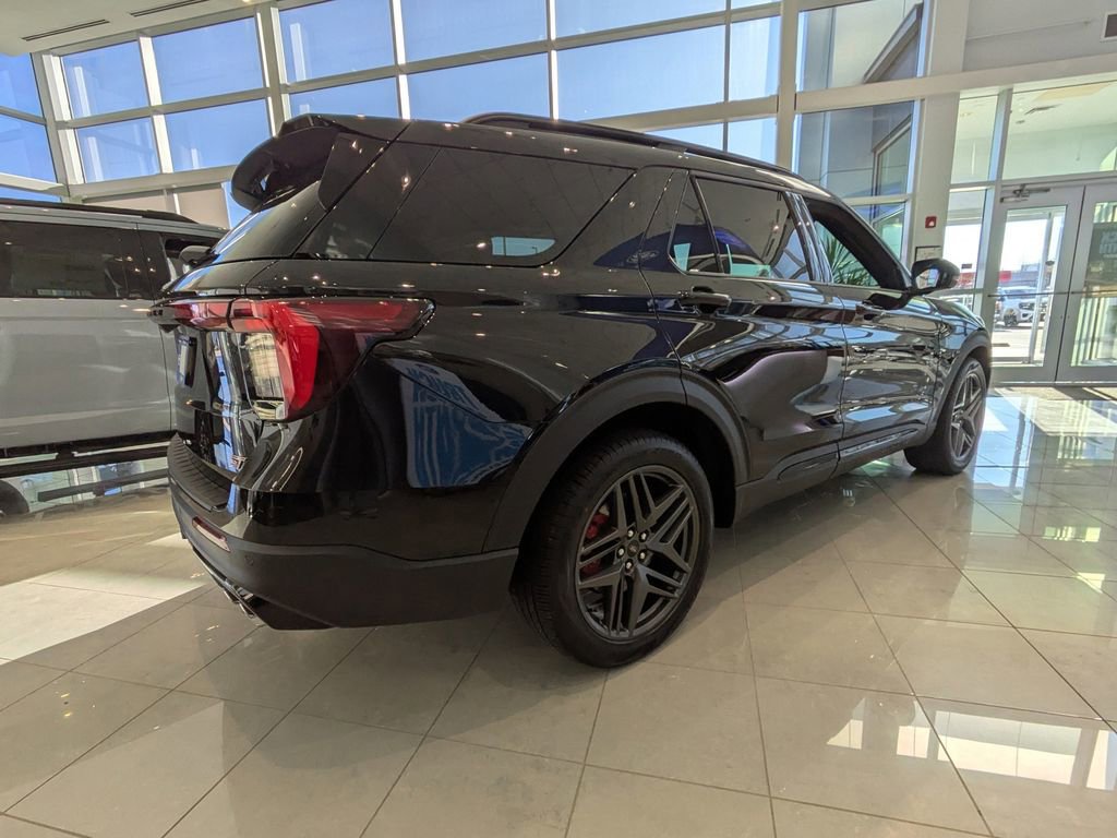New 2026 Ford Explorer ST w/ Sun And Sound Package image 4
