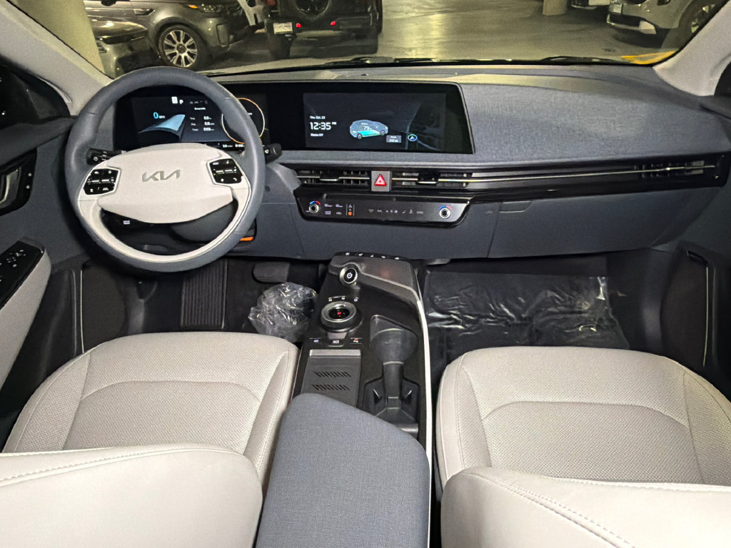 Certified 2023 Kia EV6 Wind w/ Wind Technology Package AWD/4WD image 16