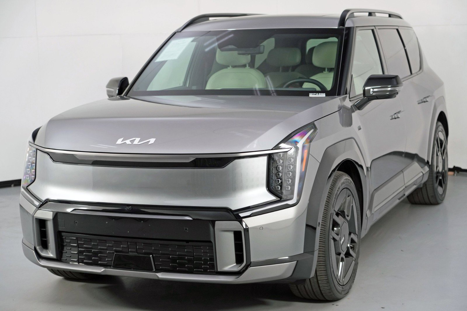 Used 2024 Kia EV9 GT-Line image 60