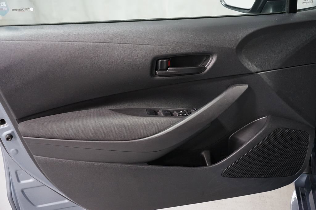 Certified 2024 Toyota Corolla LE image 27