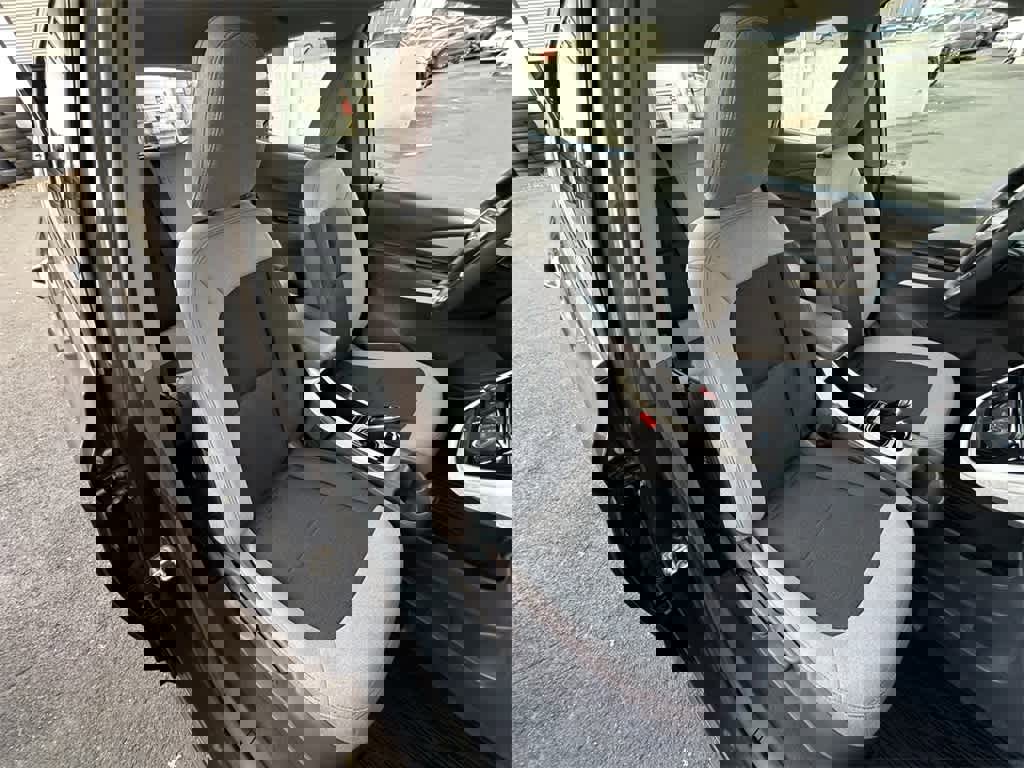 Used 2020 Chevrolet Bolt LT image 14