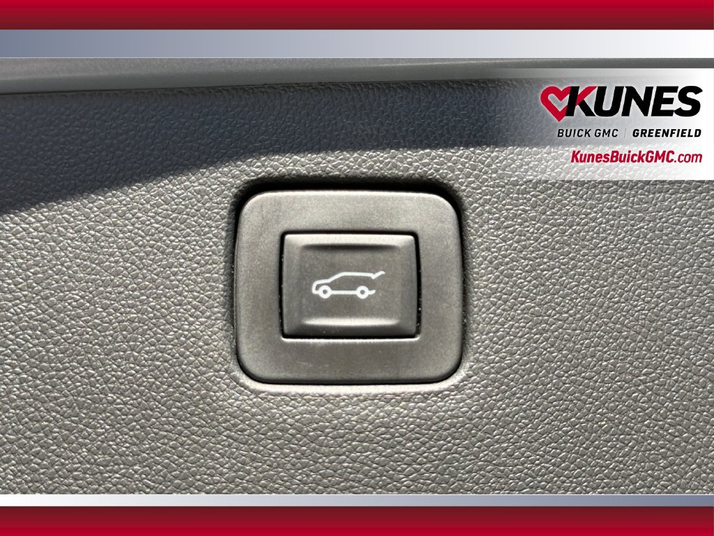 Used 2025 Buick Envista Sport Touring w/ Convenience I Package FWD image 36
