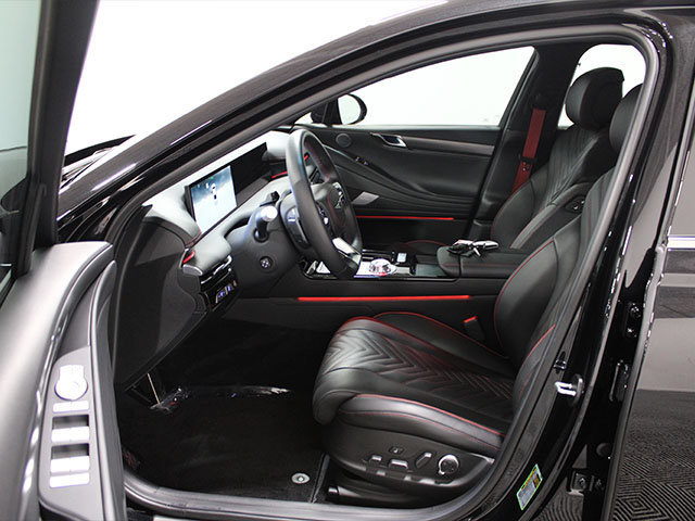 Used 2025 Genesis G80 3.5T Sport AWD/4WD image 10