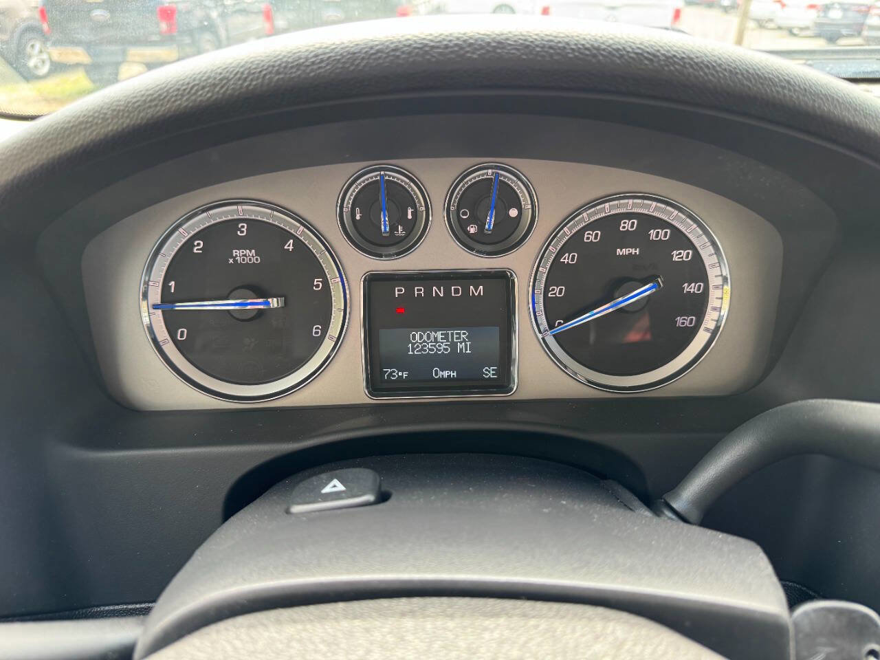 Used 2012 Cadillac Escalade Luxury image 25