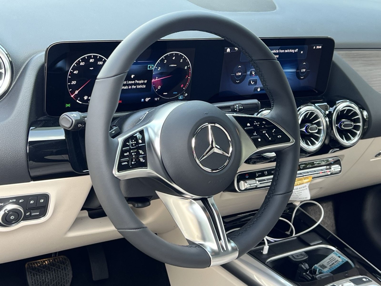 New 2026 Mercedes-Benz GLA 250 4MATIC image 21