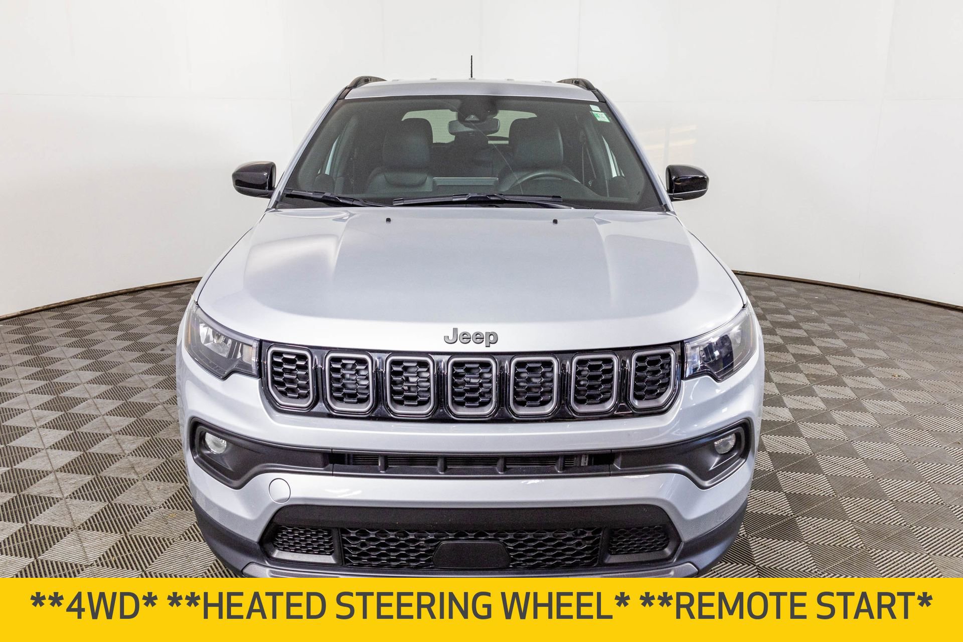Used 2025 Jeep Compass Latitude w/ Altitude Special Edition image 7