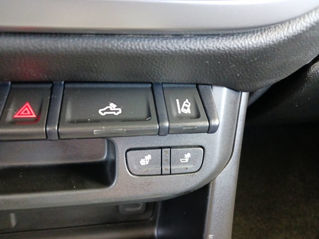 Used 2018 Chevrolet Colorado LT w/ LT Convenience Package AWD/4WD image 25