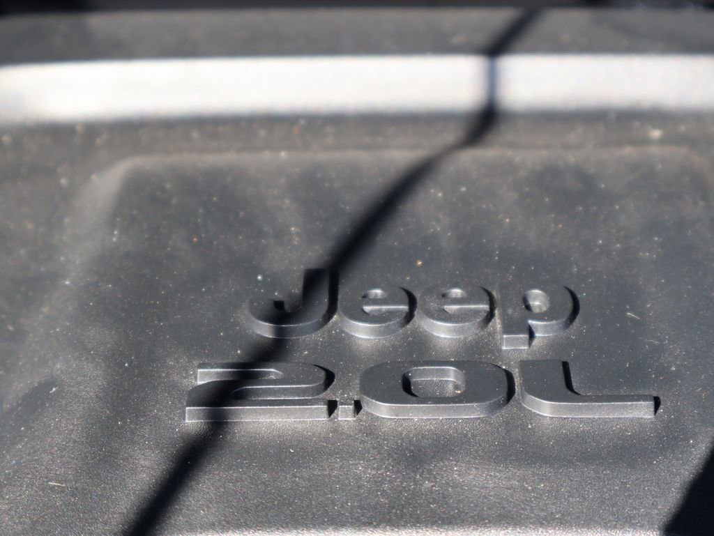Used 2024 Jeep Wrangler Unlimited Rubicon 4xe AWD/4WD image 15