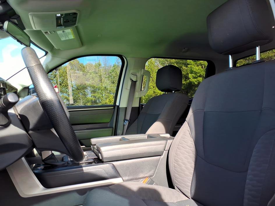 Used 2022 Toyota Tundra SR5 w/ Convenience Package image 13