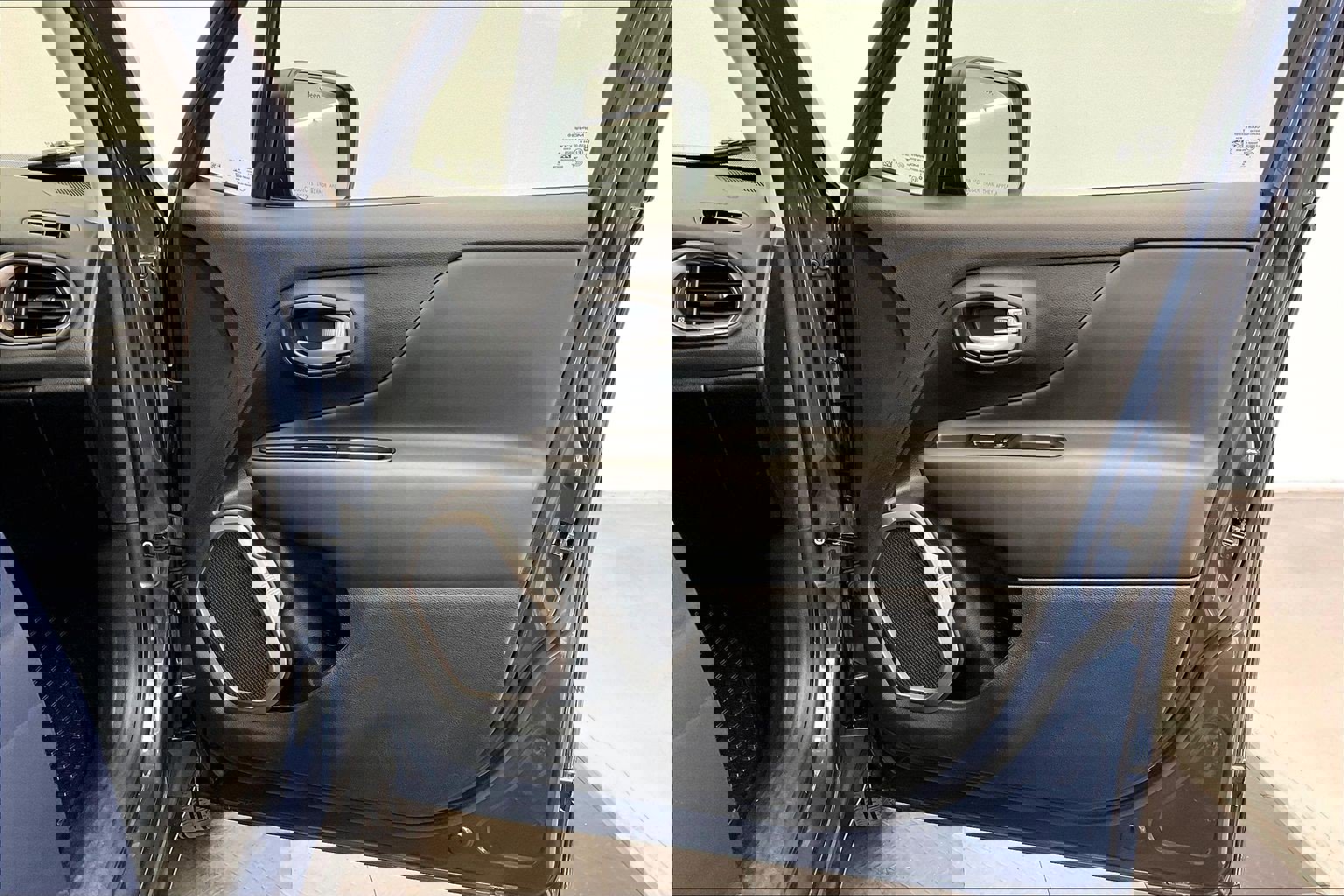 Certified 2023 Jeep Renegade Latitude image 26