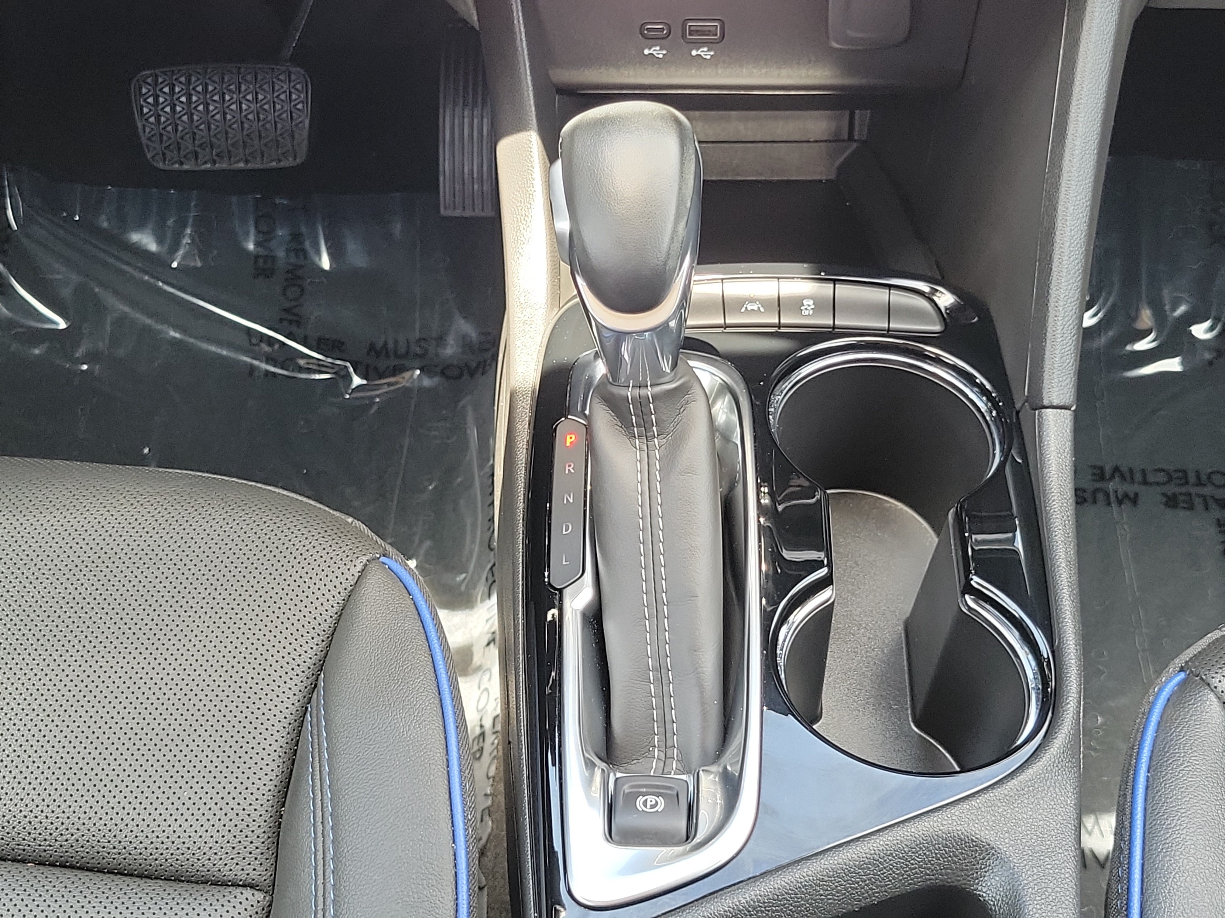 Used 2025 Buick Encore GX Sport Touring FWD image 24