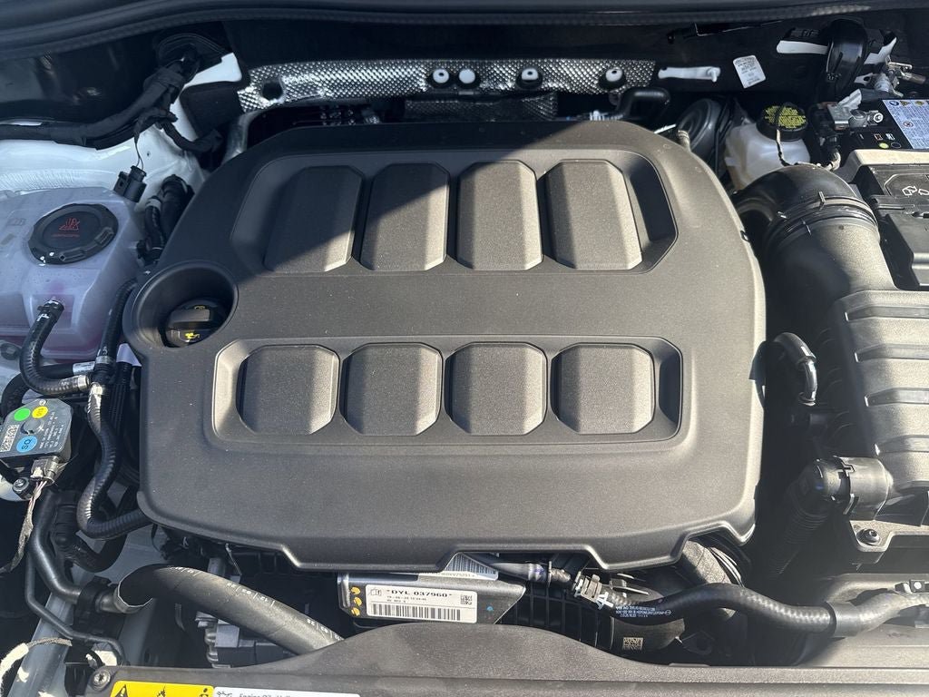 New 2025 Volkswagen Tiguan S AWD/4WD image 13