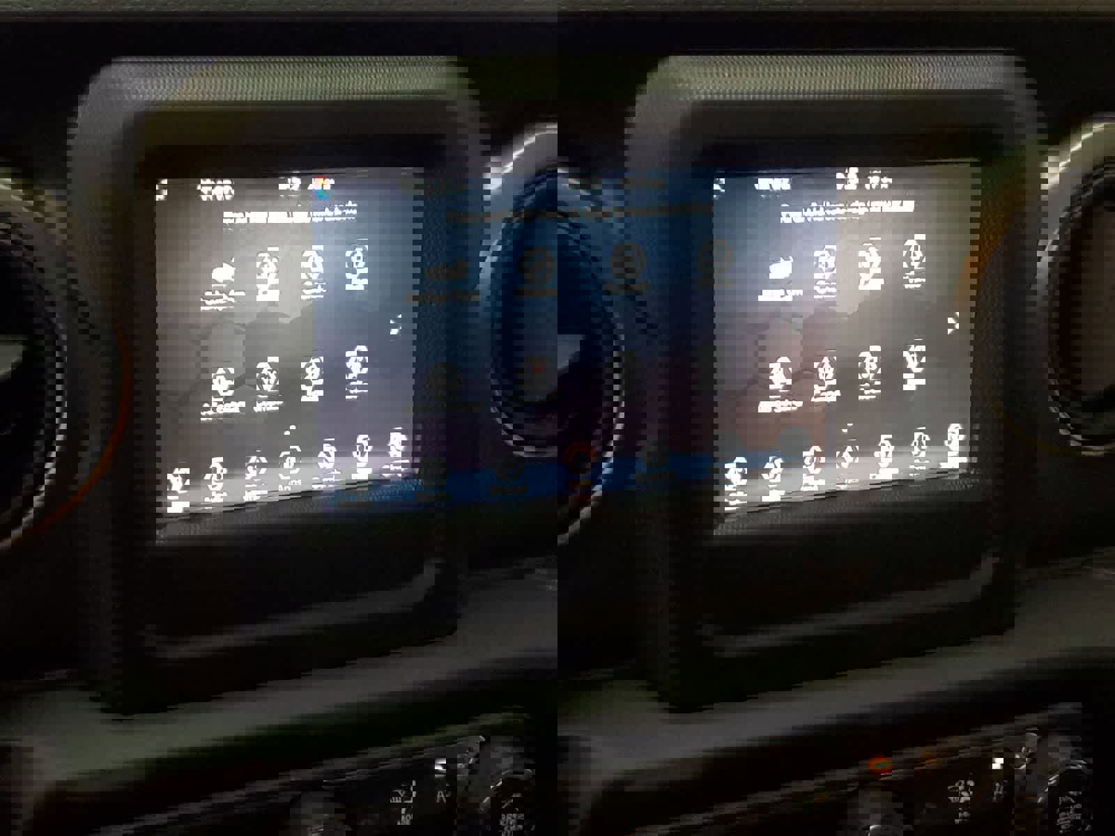 Used 2023 Jeep Gladiator Sport image 5